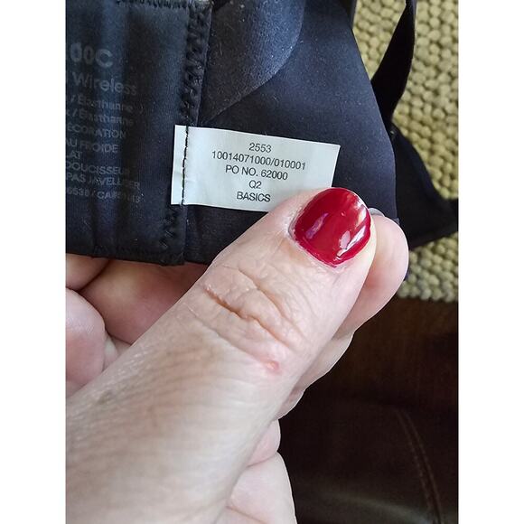 Tommy John Comfort Smoothing Lightly Lined Wireless Bra Size 38C Black - Picture 8 of 9